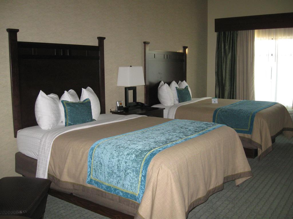 Little Missouri Inn & Suites New Town Oda fotoğraf