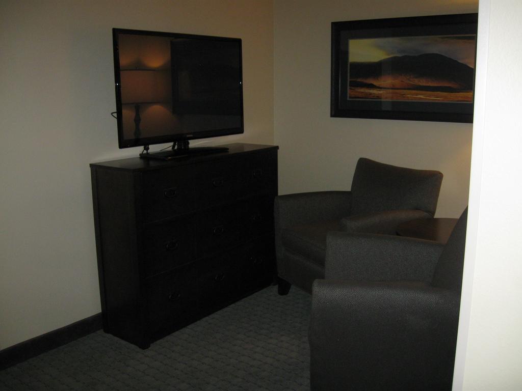 Little Missouri Inn & Suites New Town Oda fotoğraf