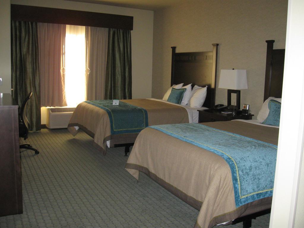 Little Missouri Inn & Suites New Town Oda fotoğraf
