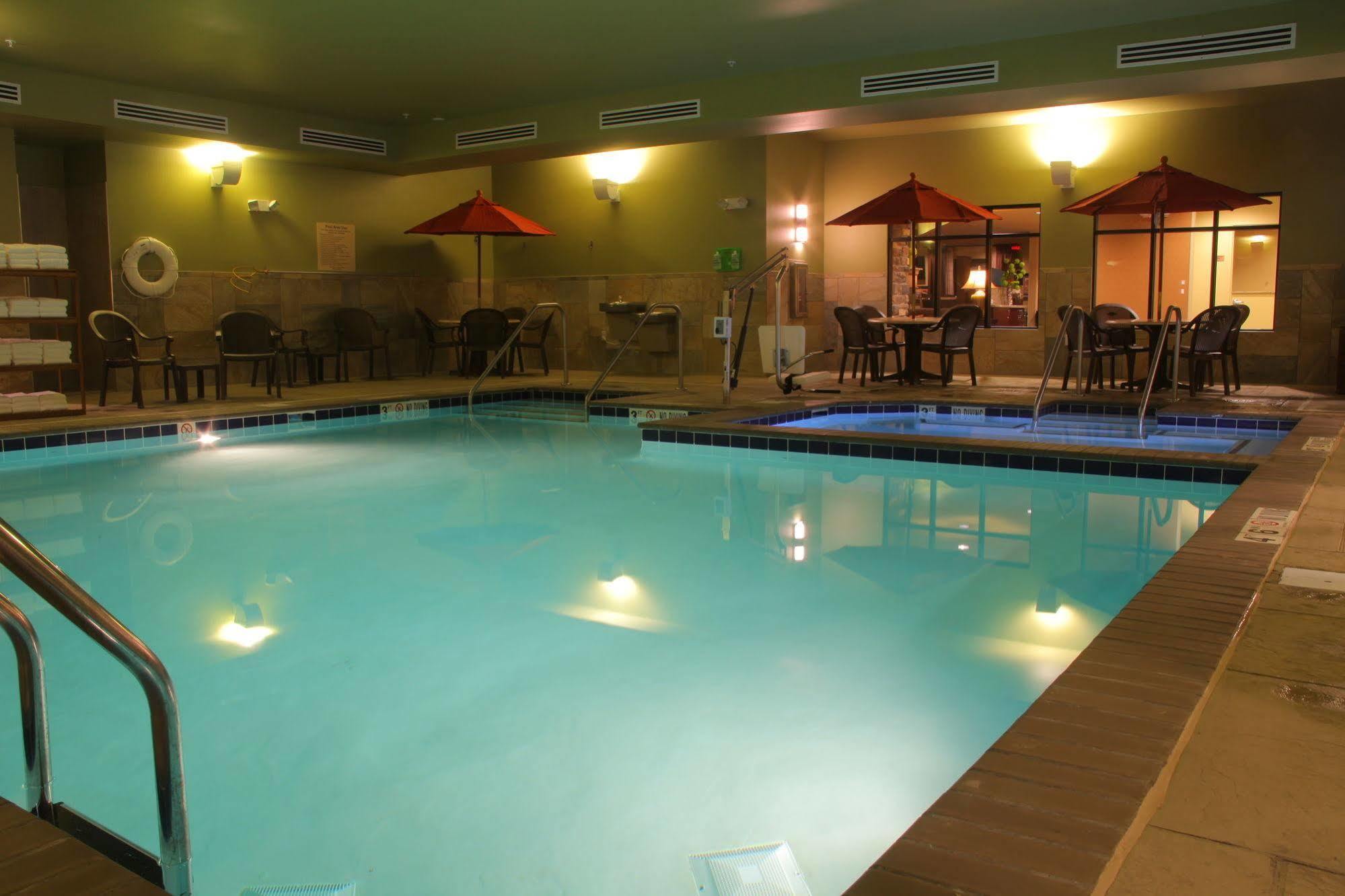Little Missouri Inn & Suites New Town Dış mekan fotoğraf